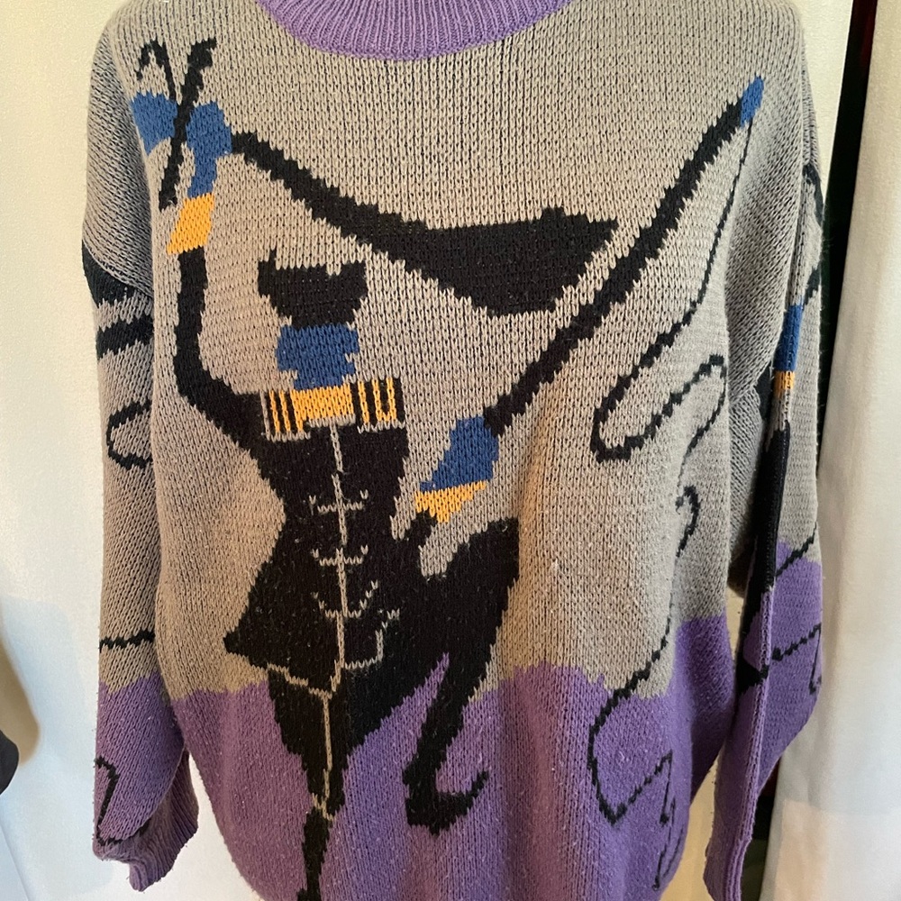 Women’s Sweater// Brand-Chateau//Size-Large// Gently Worn